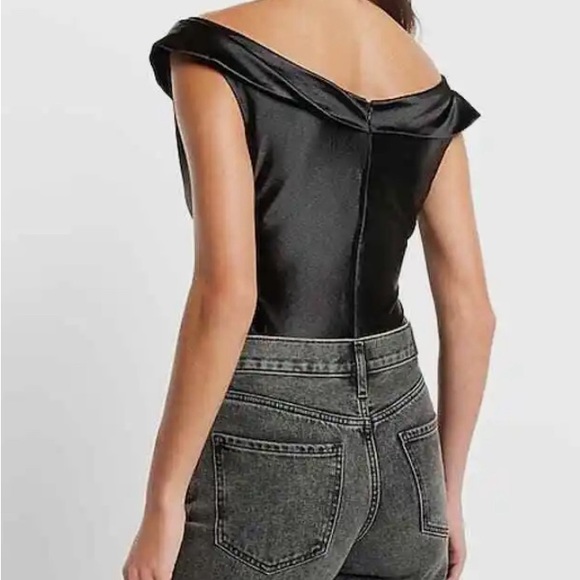 Express Black Satin Cowl Neck Thong Bodysuit Size M New with Tags - Picture 3 of 4